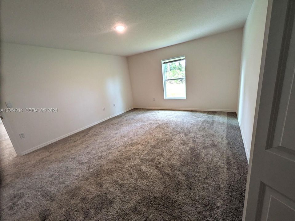 For Rent: $2,200 (4 beds, 2 baths, 0 Square Feet)