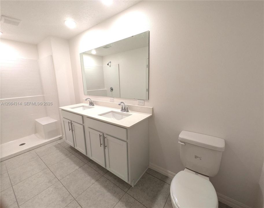 For Rent: $2,200 (4 beds, 2 baths, 0 Square Feet)