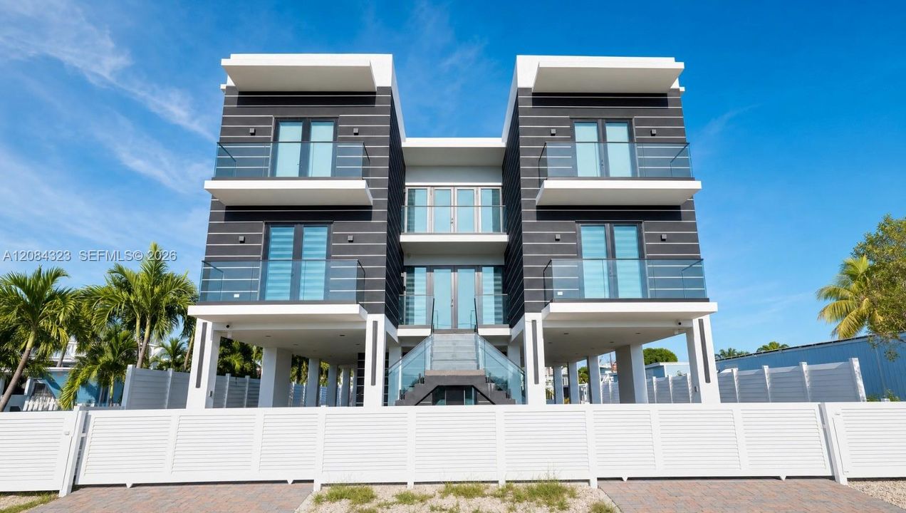 На продажу: $3,800,000 (5 спален, 5 ванн, 3773 Квадратных фут)