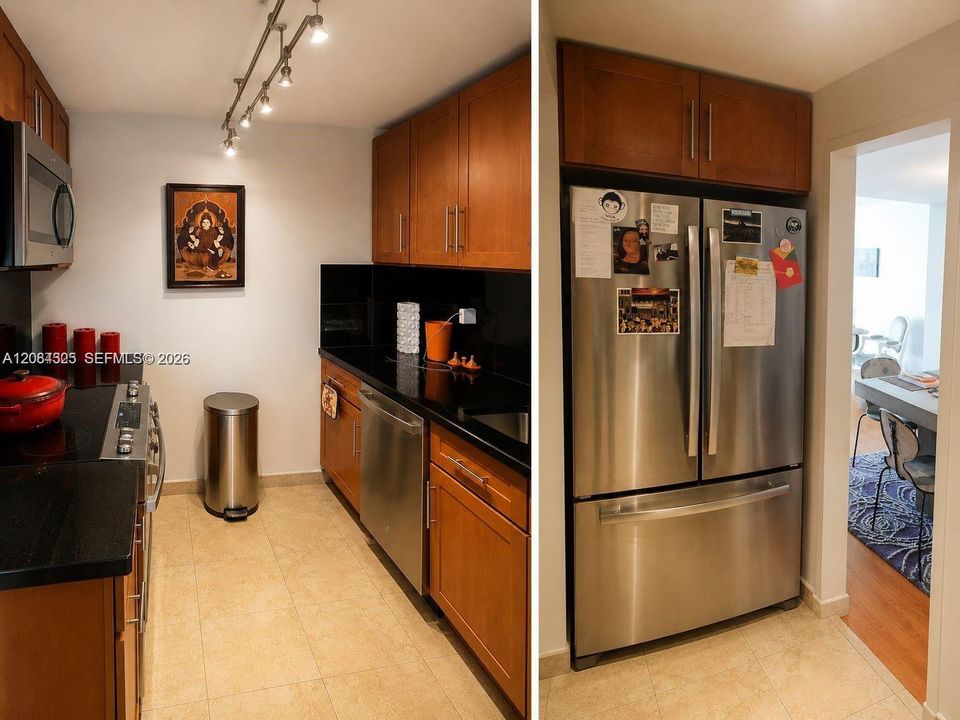 For Rent: $3,500 (1 beds, 1 baths, 994 Square Feet)