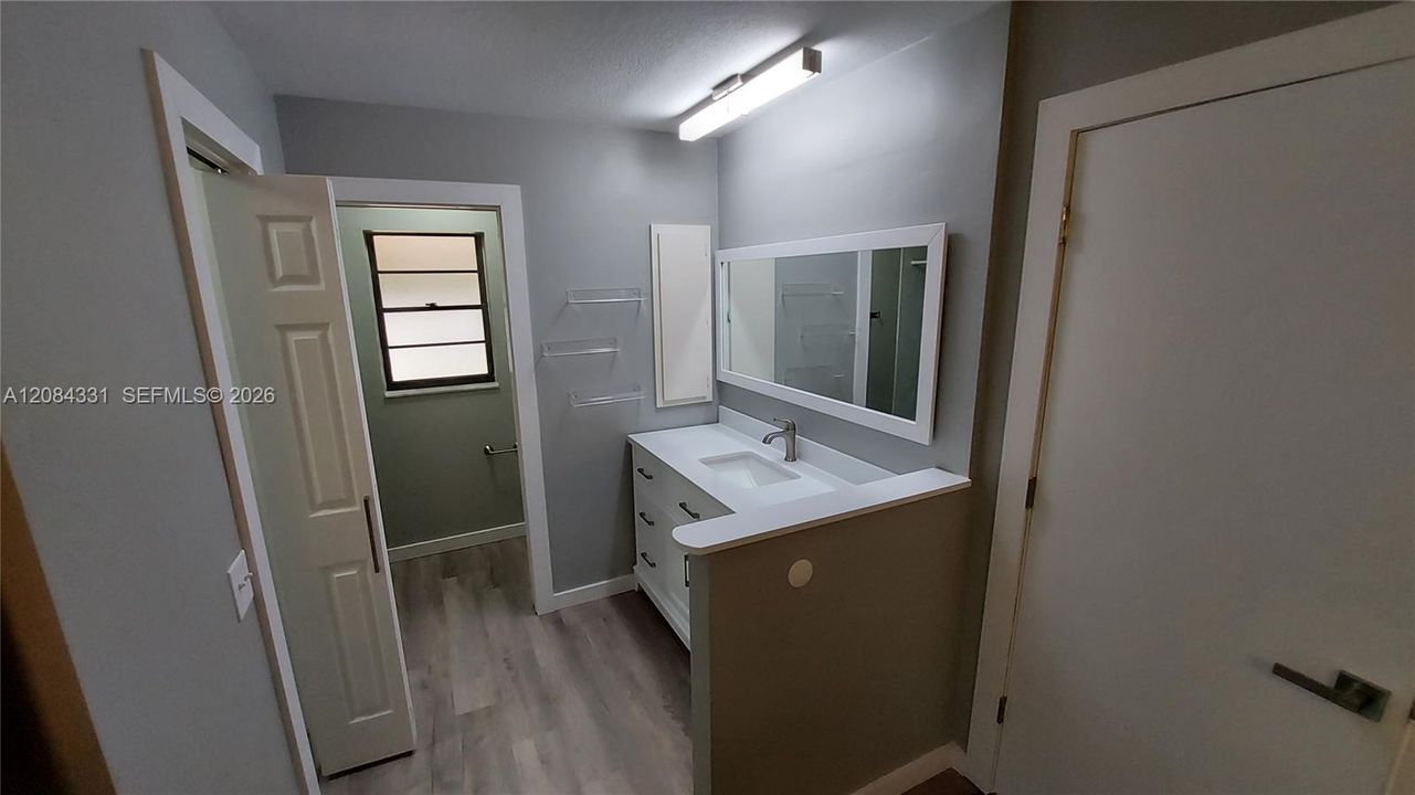 На продажу: $299,000 (3 спален, 2 ванн, 0 Квадратных фут)
