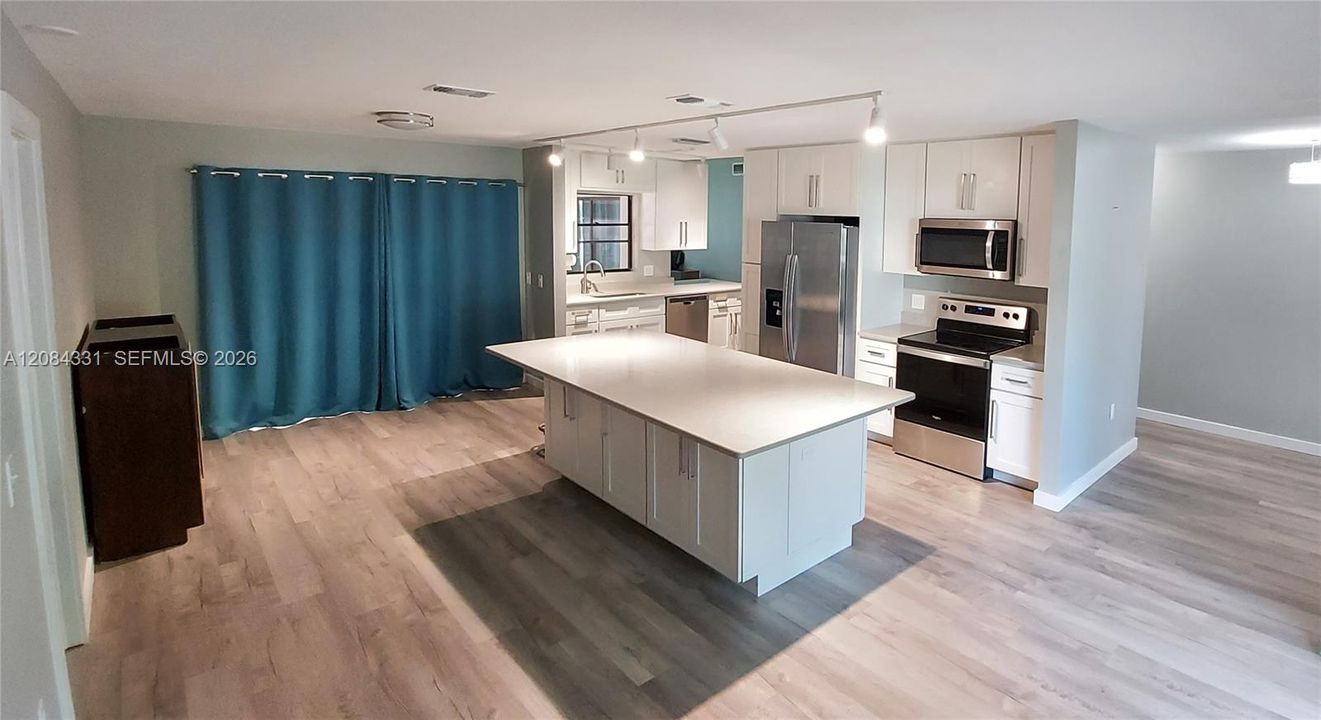 На продажу: $299,000 (3 спален, 2 ванн, 0 Квадратных фут)