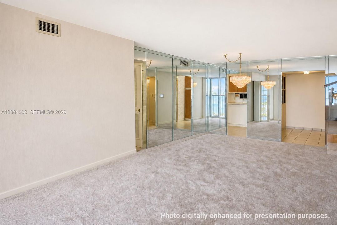 For Sale: $449,000 (2 beds, 2 baths, 1400 Square Feet)