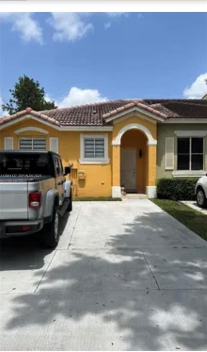 For Sale: $365,000 (3 beds, 2 baths, 1189 Square Feet)