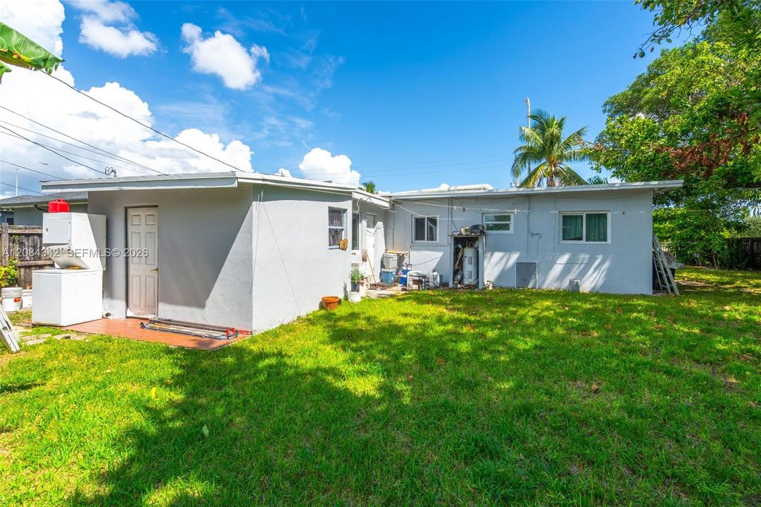 En Venta: $485,000 (3 camas, 2 baños, 1362 Pies cuadrados)