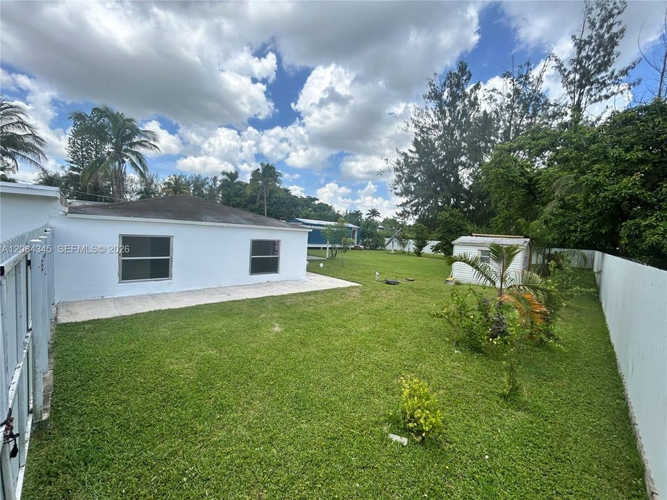 En Venta: $575,000 (4 camas, 2 baños, 1434 Pies cuadrados)