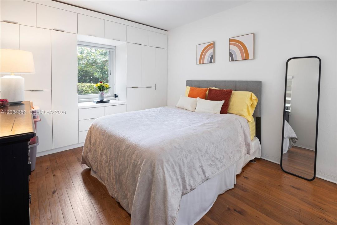 For Rent: $7,500 (3 beds, 2 baths, 2169 Square Feet)
