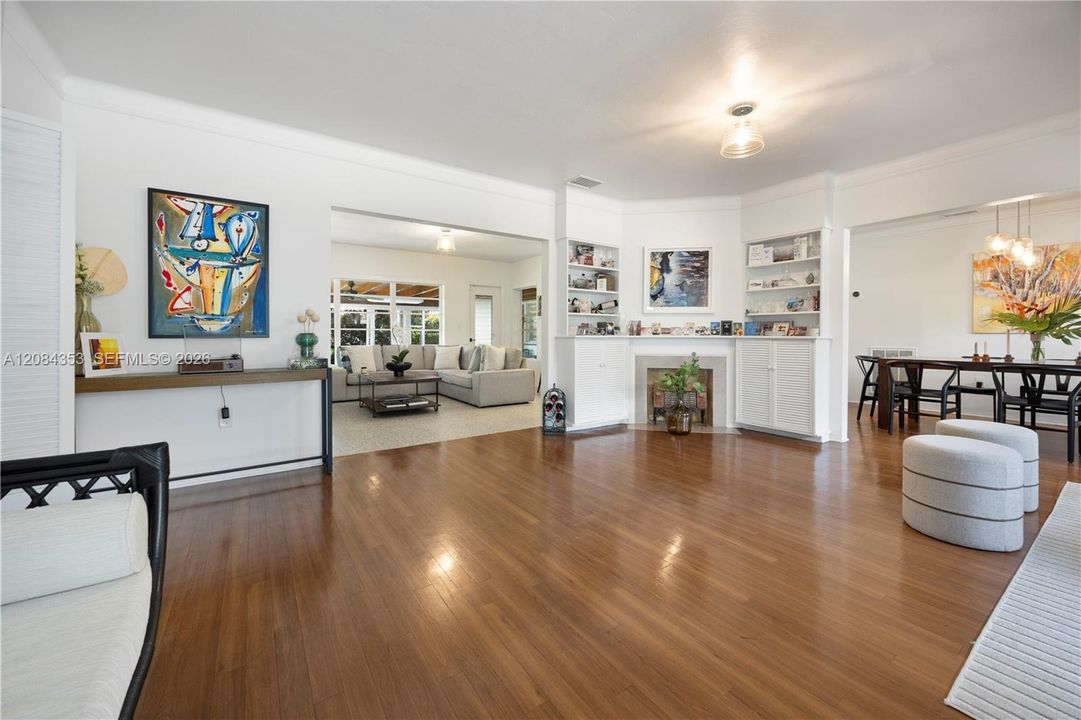 For Rent: $7,500 (3 beds, 2 baths, 2169 Square Feet)