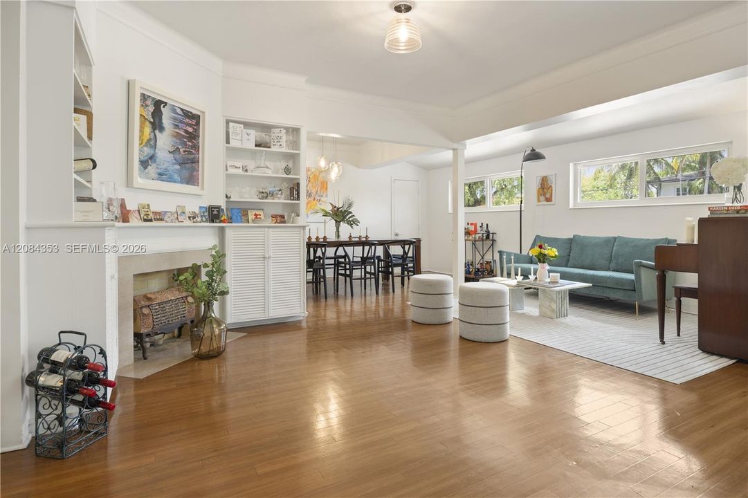 For Rent: $7,500 (3 beds, 2 baths, 2169 Square Feet)