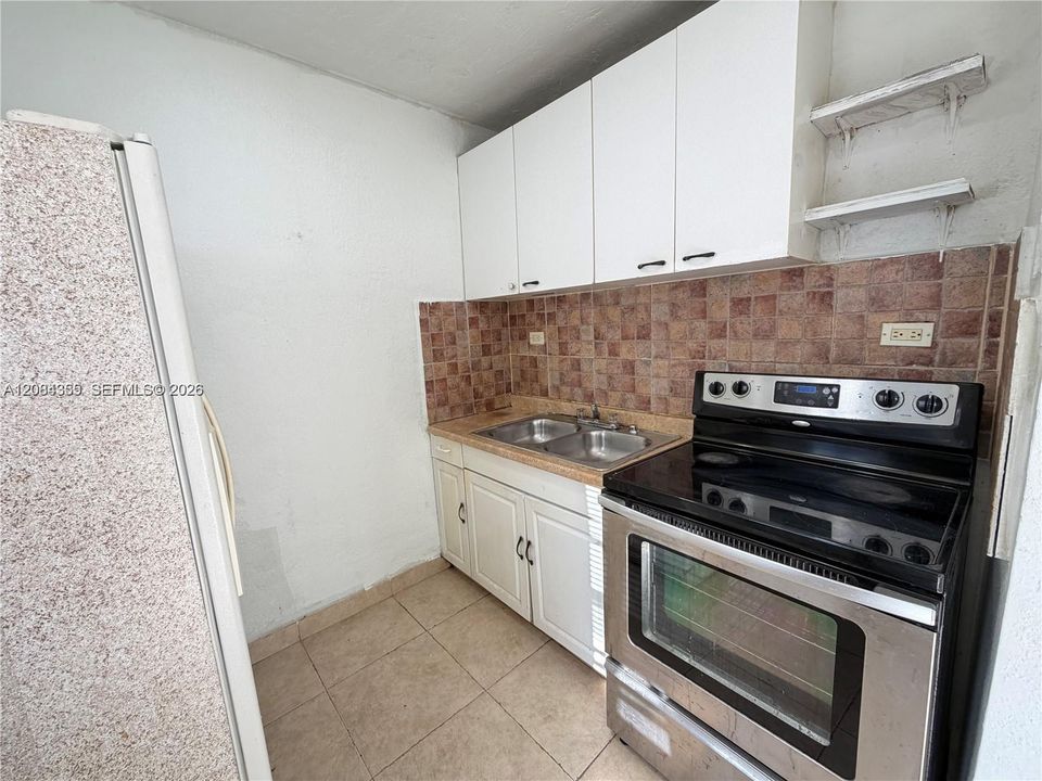 В аренду: $1,500 (1 спален, 1 ванн, 400 Квадратных фут)