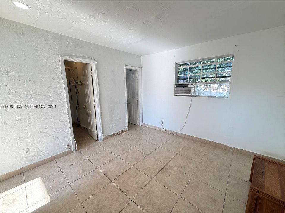 В аренду: $1,500 (1 спален, 1 ванн, 400 Квадратных фут)