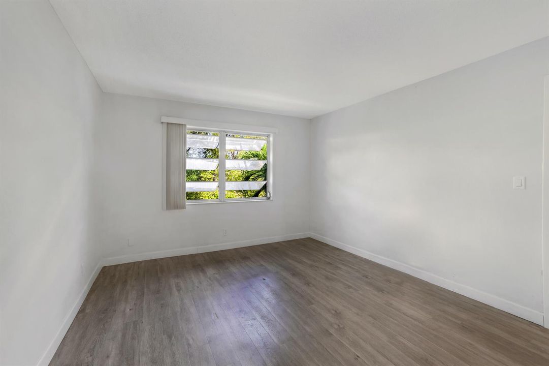 1400 NE 57th St-Fort Lauderdale #304 Nat