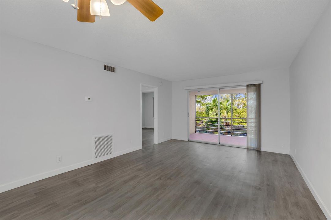 1400 NE 57th St-Fort Lauderdale #304 Nat