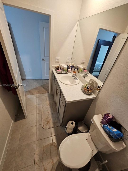En Venta: $320,000 (3 camas, 3 baños, 1380 Pies cuadrados)