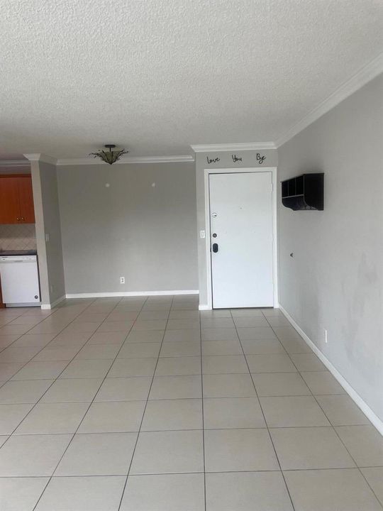 170 Cypress Club Drive dining