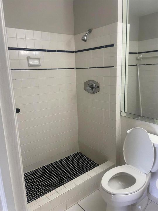 170 Cypress Club Drive 2nd bath