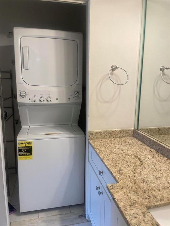 170 Cypress Club Drive laundry