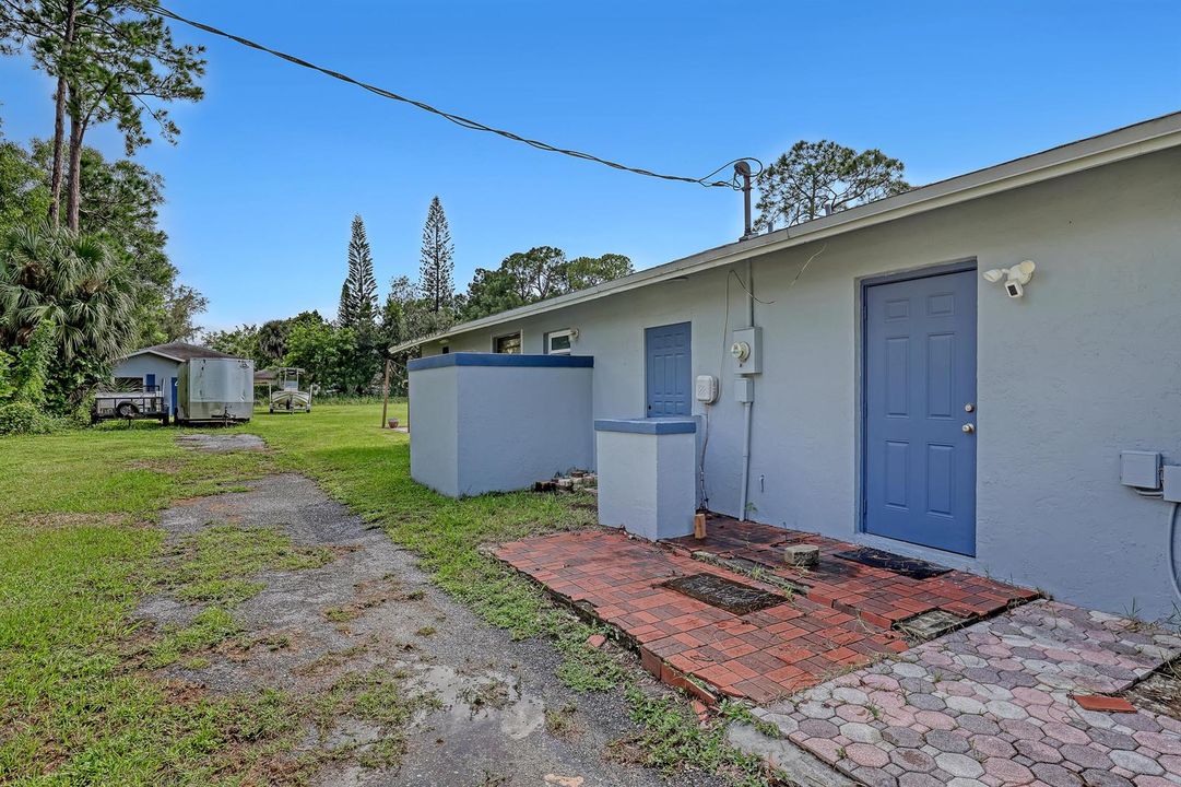 sideyard