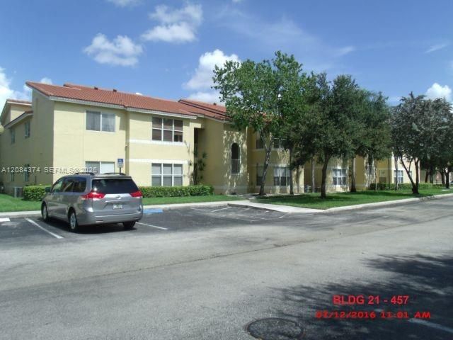 For Rent: $1,925 (1 beds, 1 baths, 743 Square Feet)