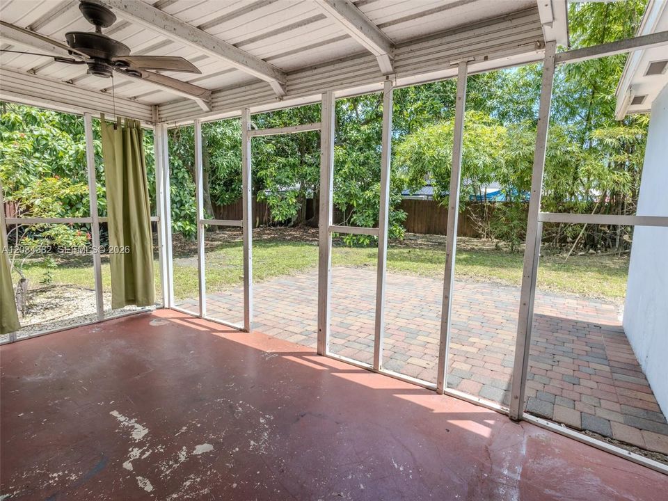 For Rent: $4,200 (4 beds, 2 baths, 1524 Square Feet)