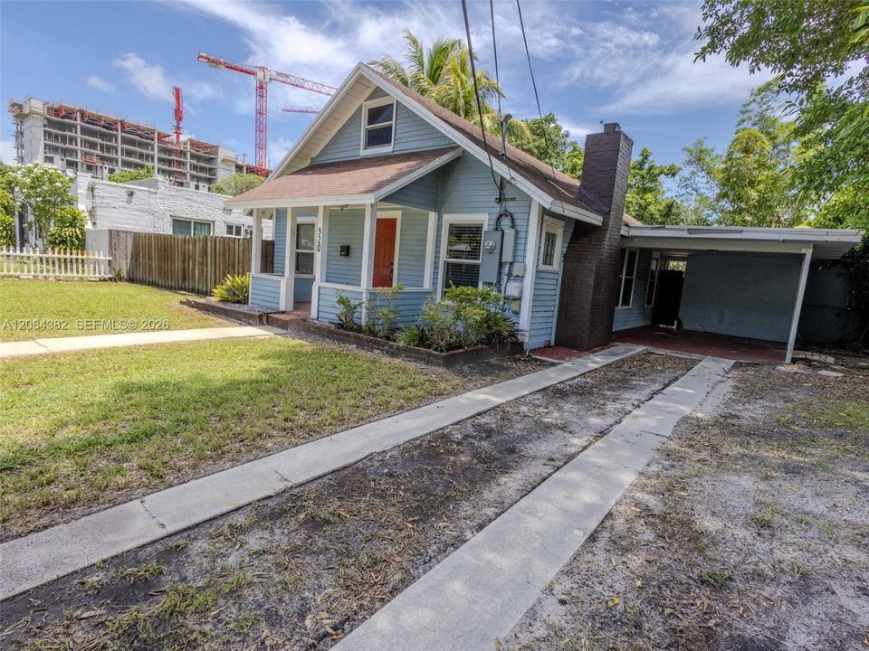For Rent: $4,200 (4 beds, 2 baths, 1524 Square Feet)