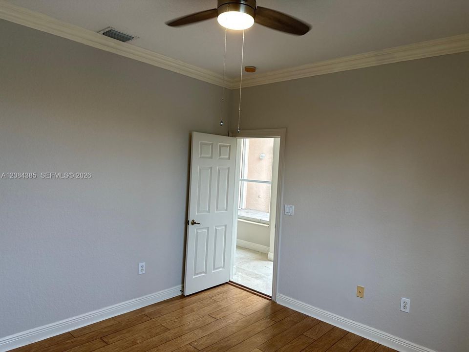 For Rent: $6,000 (5 beds, 3 baths, 2951 Square Feet)