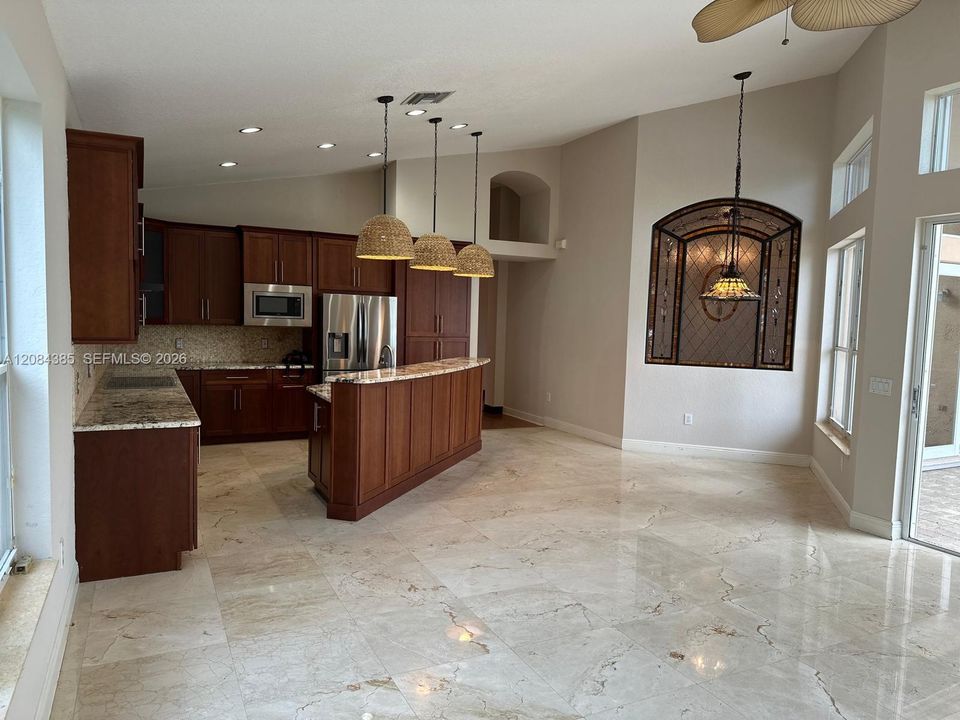 For Rent: $6,000 (5 beds, 3 baths, 2951 Square Feet)