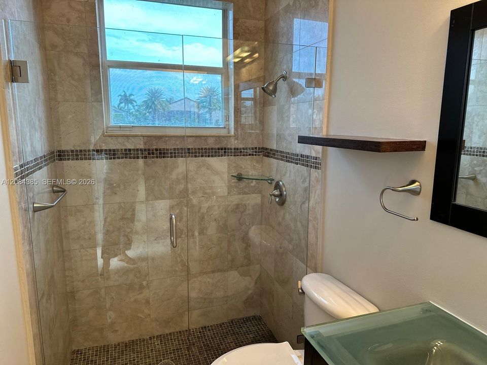 For Rent: $6,000 (5 beds, 3 baths, 2951 Square Feet)