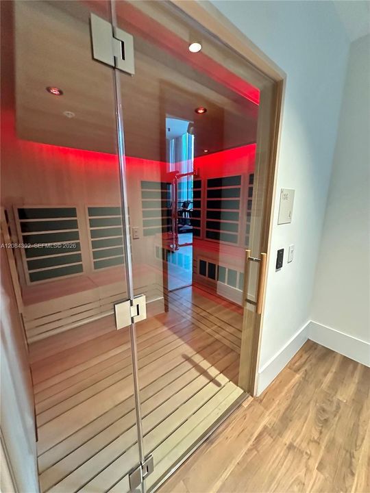 En Venta: $2,375,000 (3 camas, 3 baños, 1470 Pies cuadrados)