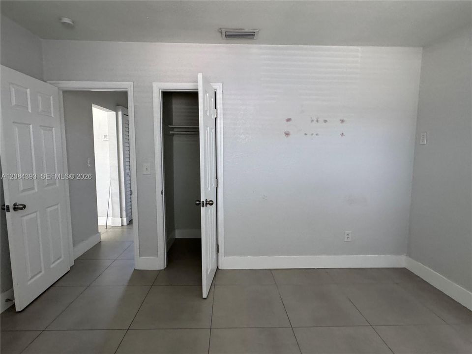 En Renta: $2,500 (3 camas, 1 baños, 1968 Pies cuadrados)