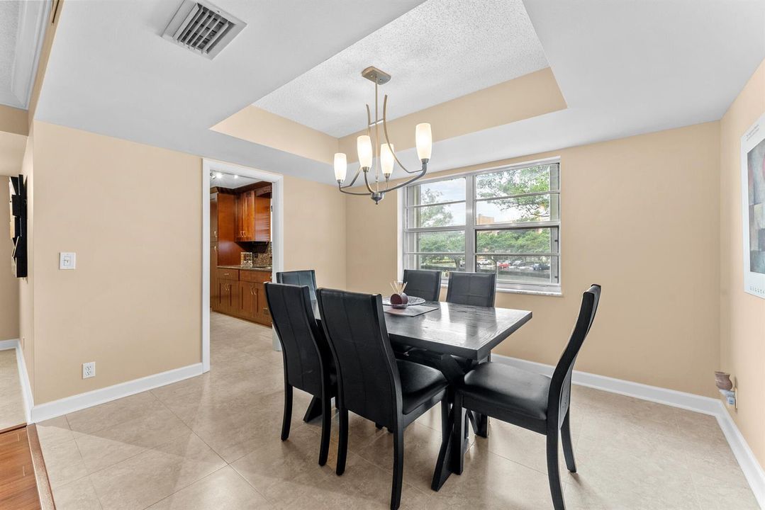 Dining Area 1