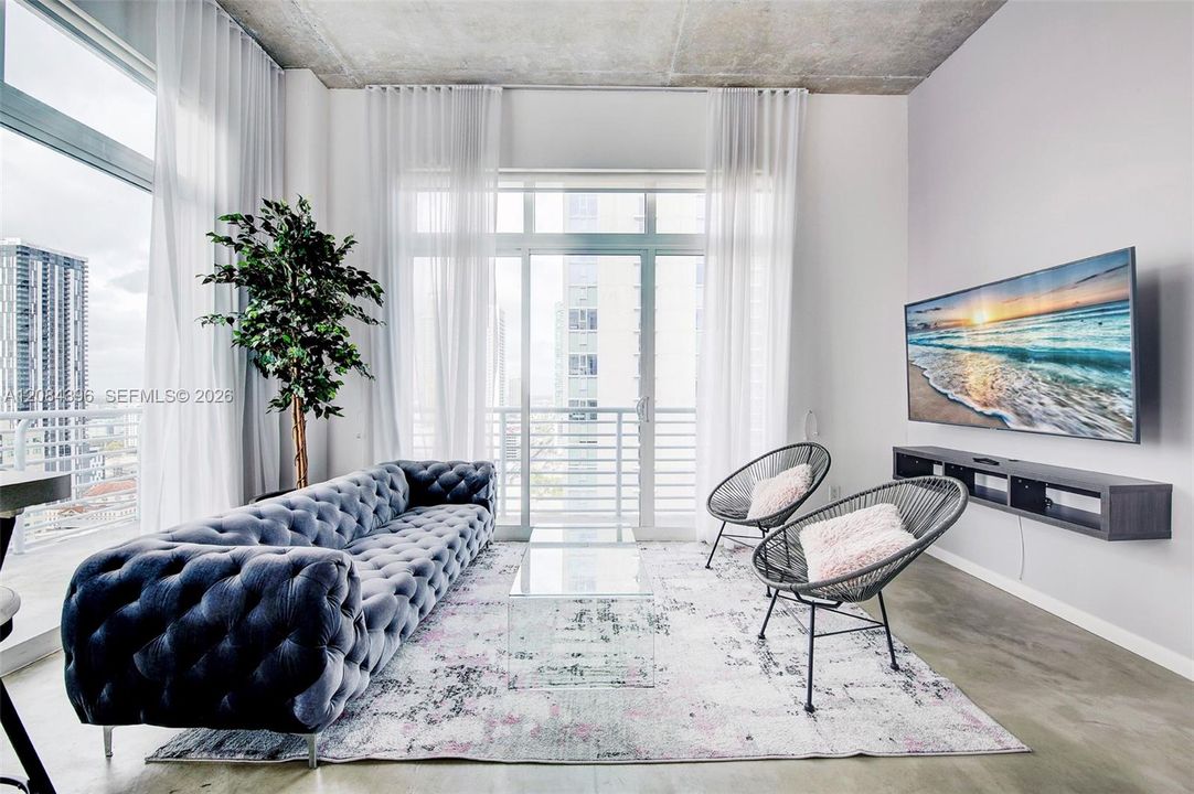 На продажу: $529,000 (2 спален, 2 ванн, 1056 Квадратных фут)
