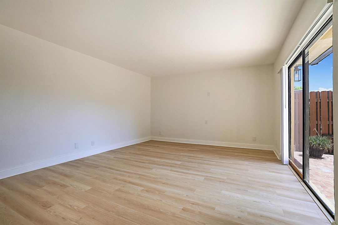 4675 Cherry Road-6