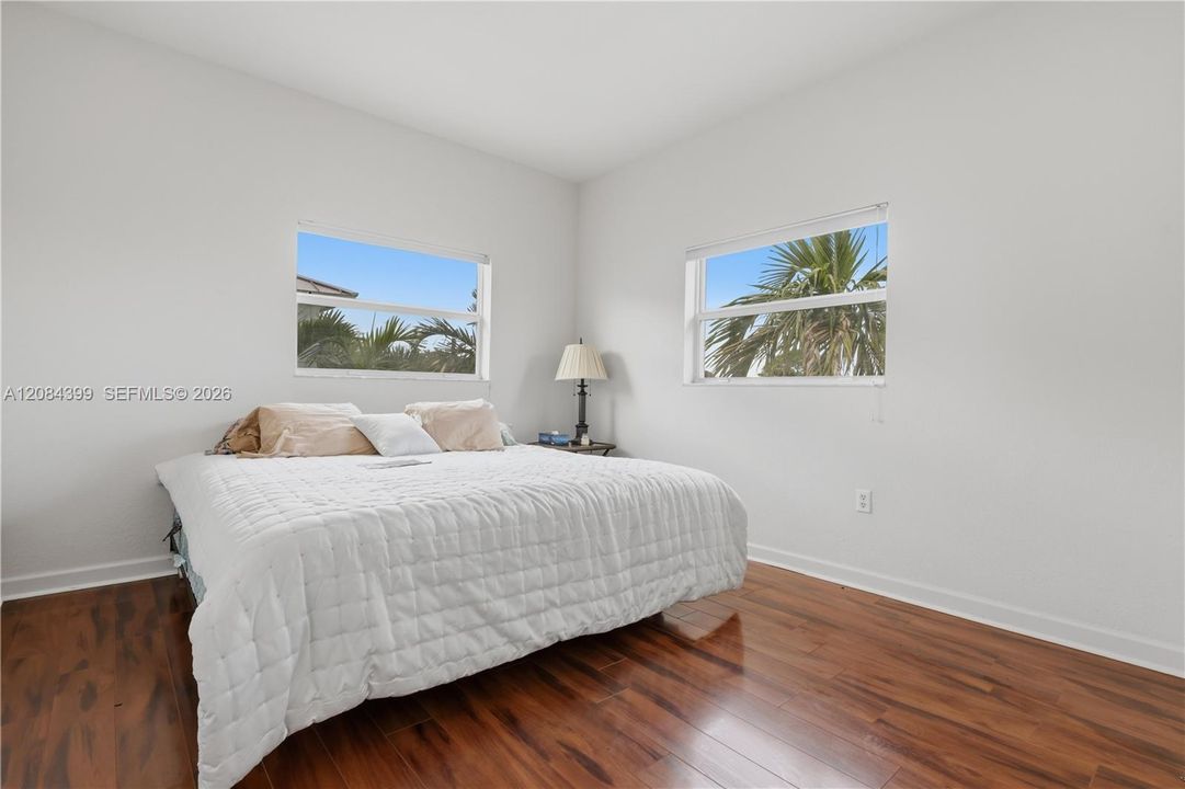Guest bedroom-2