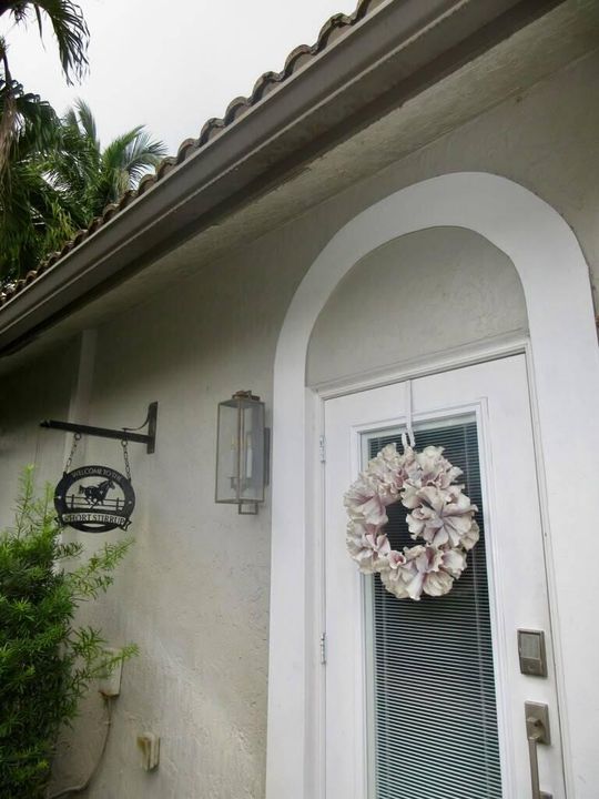 Guest house pathway entry