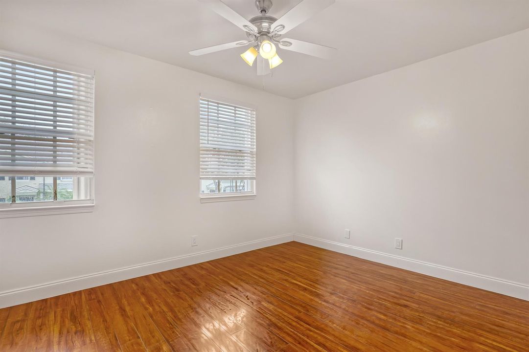 1004 Kokomo (22)
