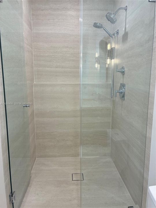For Rent: $5,900 (2 beds, 2 baths, 1300 Square Feet)