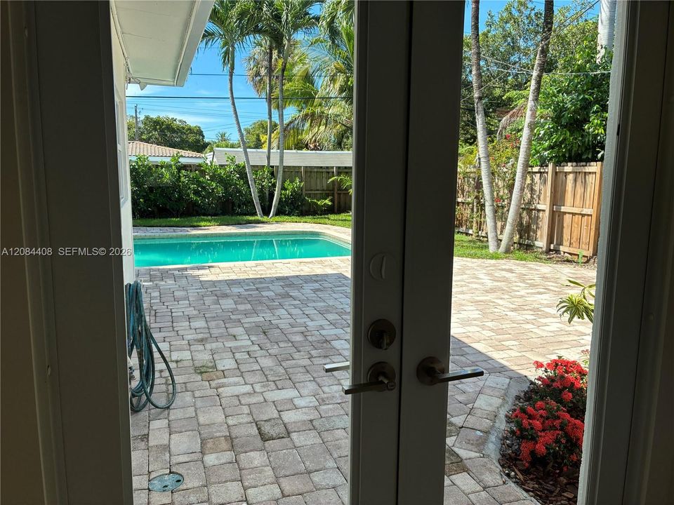 For Rent: $5,900 (2 beds, 2 baths, 1300 Square Feet)