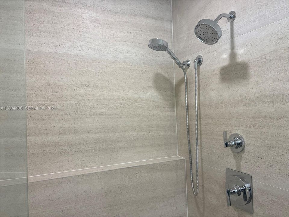 For Rent: $5,900 (2 beds, 2 baths, 1300 Square Feet)
