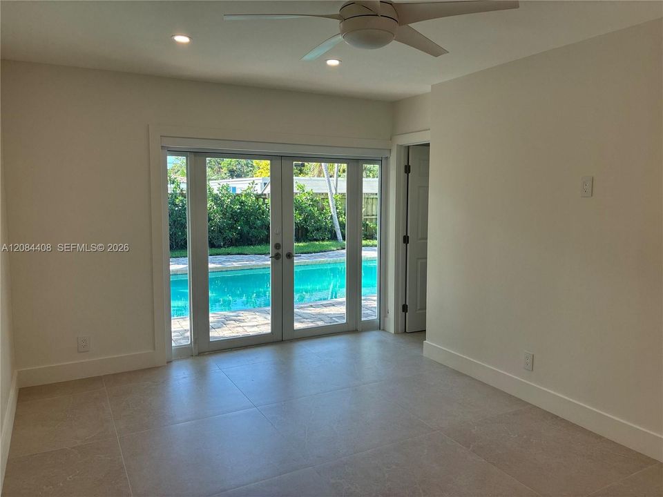 For Rent: $5,900 (2 beds, 2 baths, 1300 Square Feet)