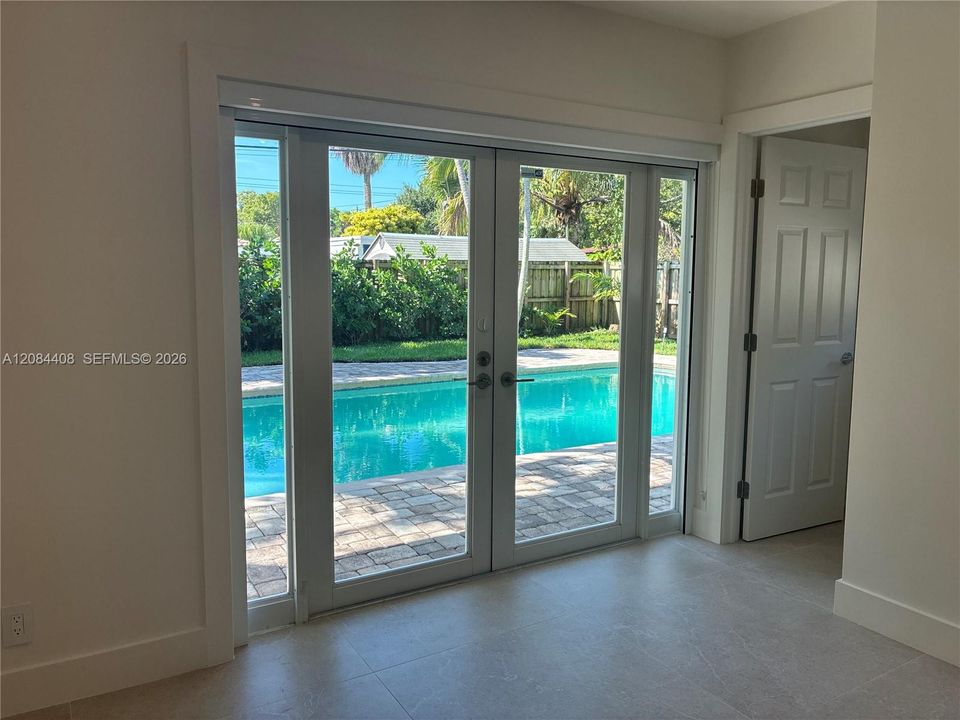 For Rent: $5,900 (2 beds, 2 baths, 1300 Square Feet)