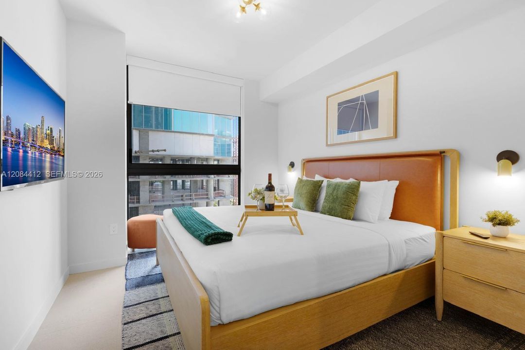 For Rent: $2,875 (1 beds, 1 baths, 555 Square Feet)