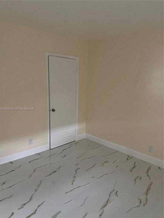 For Rent: $2,100 (2 beds, 2 baths, 3839 Square Feet)