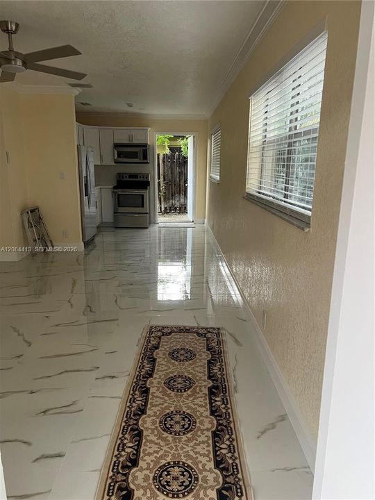 For Rent: $2,100 (2 beds, 2 baths, 3839 Square Feet)