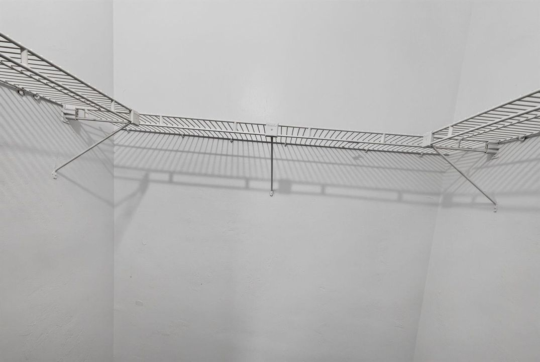 24-web-or-mls-b699A0907