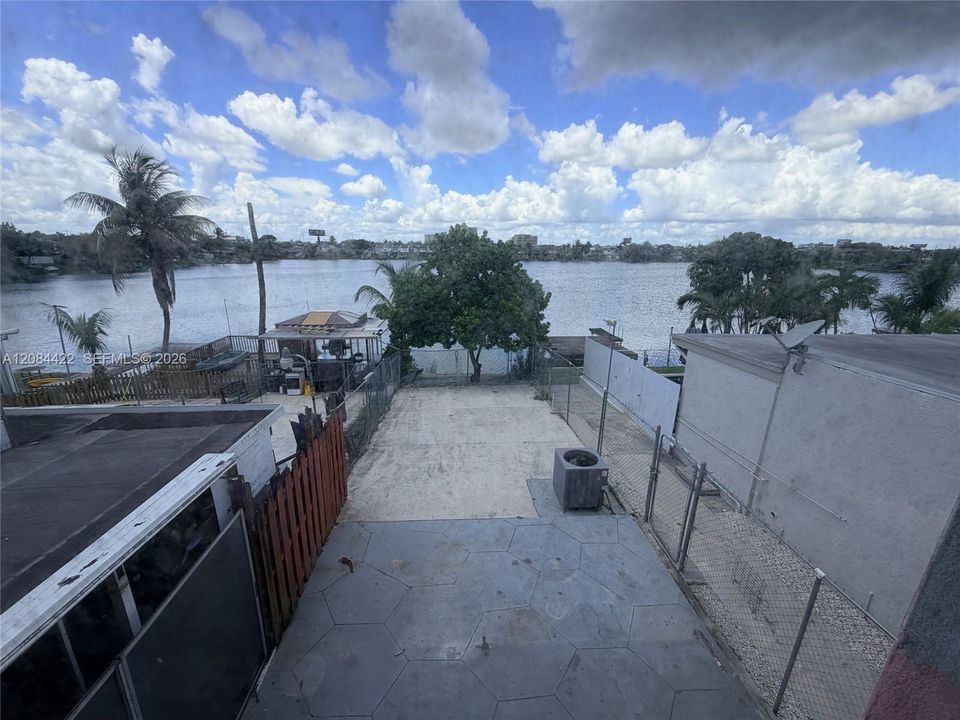 En Venta: $495,000 (2 camas, 1 baños, 1250 Pies cuadrados)