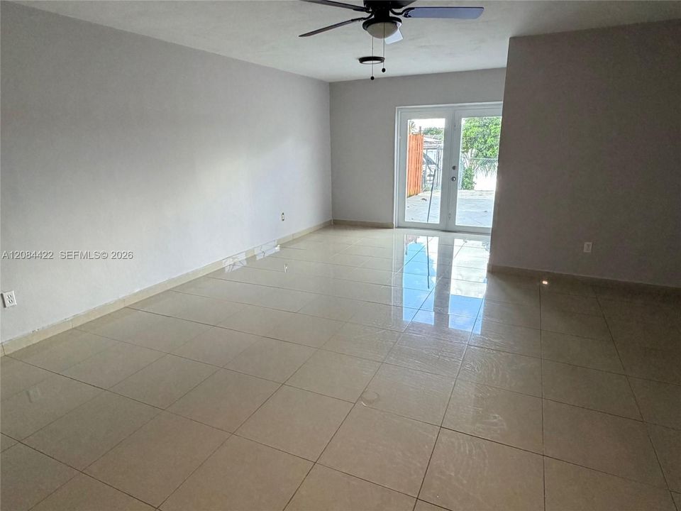 En Venta: $495,000 (2 camas, 1 baños, 1250 Pies cuadrados)