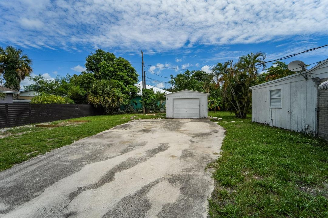 1007CharlesstreetWPB-4