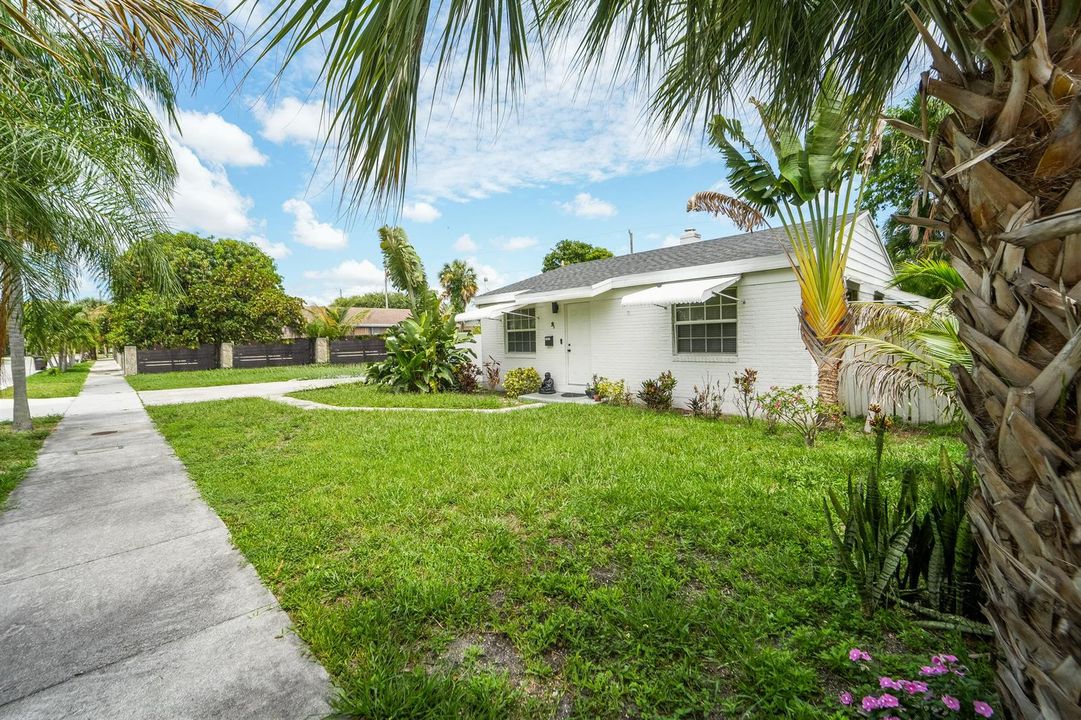 1007CharlesstreetWPB-14