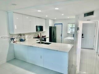 На продажу: $209,000 (1 спален, 1 ванн, 954 Квадратных фут)